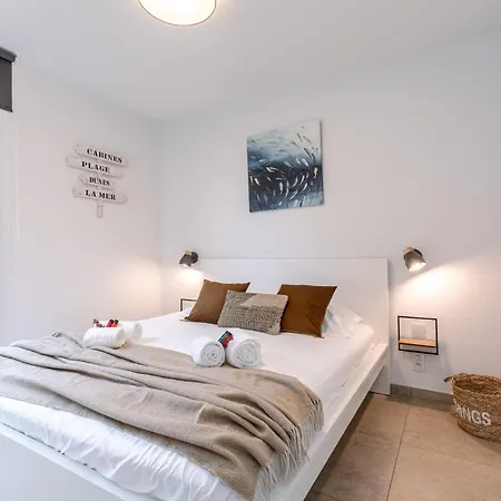 Eb & Vloed - A Wonderful Family Apartment On The Beach With Private Garden And Terrace 미들케르케