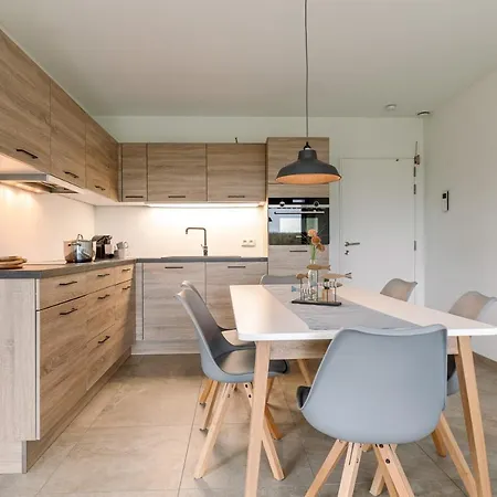 아파트 Eb & Vloed - A Wonderful Family Apartment On The Beach With Private Garden And Terrace 미들케르케
