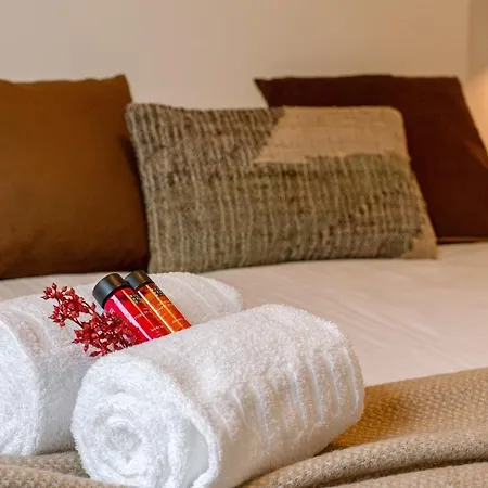 Eb & Vloed - A Wonderful Family Apartment On The Beach With Private Garden And Terrace 아파트
