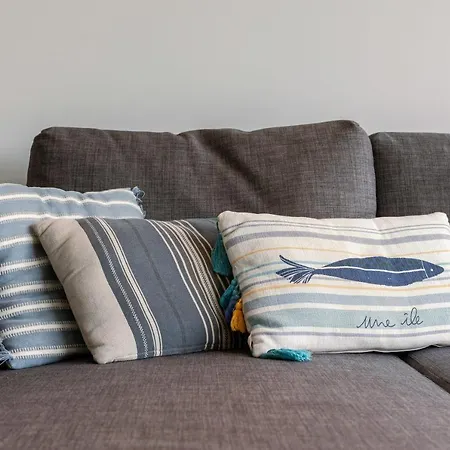 Eb & Vloed - A Wonderful Family Apartment On The Beach With Private Garden And Terrace